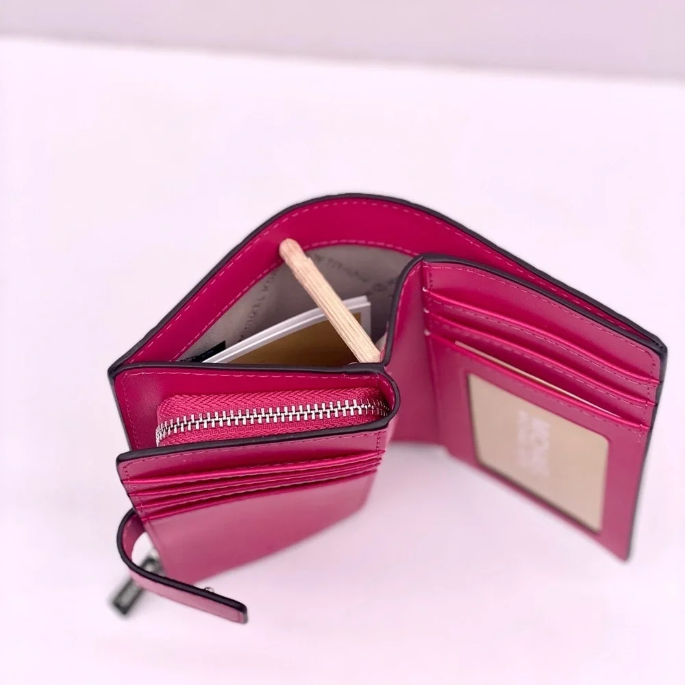 Michael Kors Jet Set Medium Floral Print Bi-Fold Wallet
